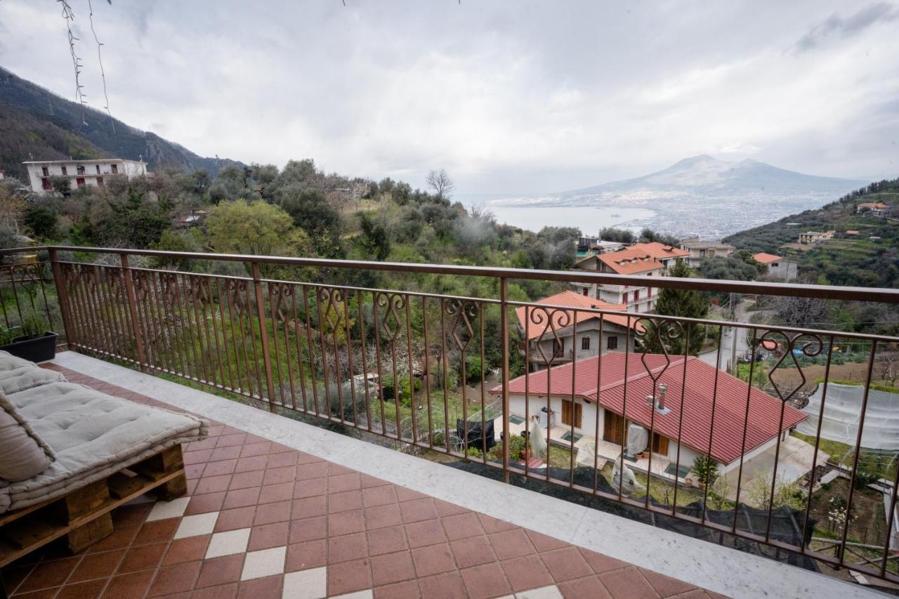 Apartamento Miravesuvio Pimonte Exterior foto